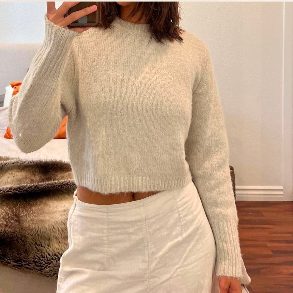 Zara Cream Crew Neck Sweater